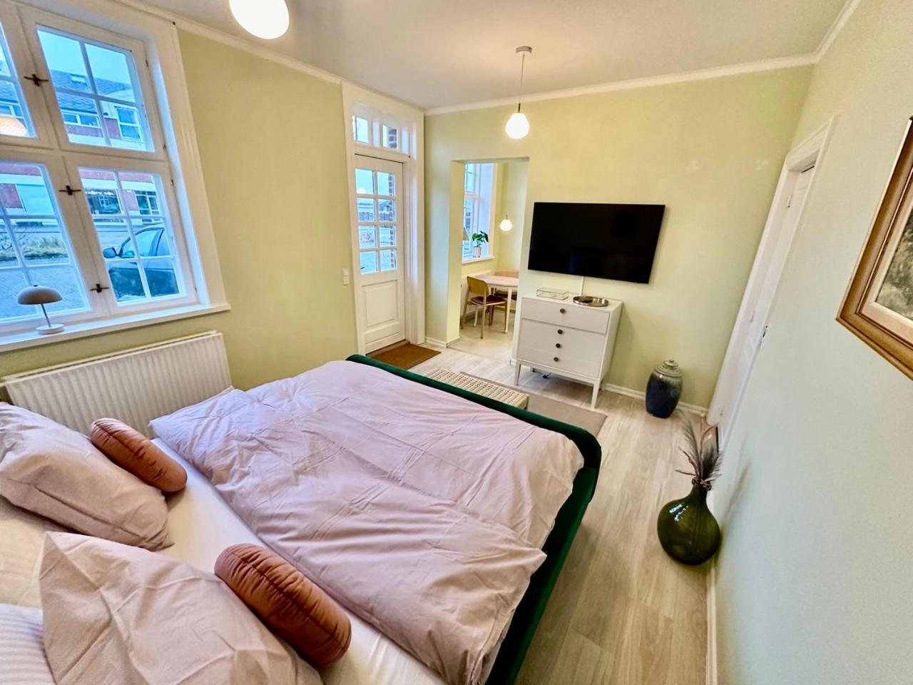 Bed and Breakfast Hirtshals Gamle Station Exterior foto
