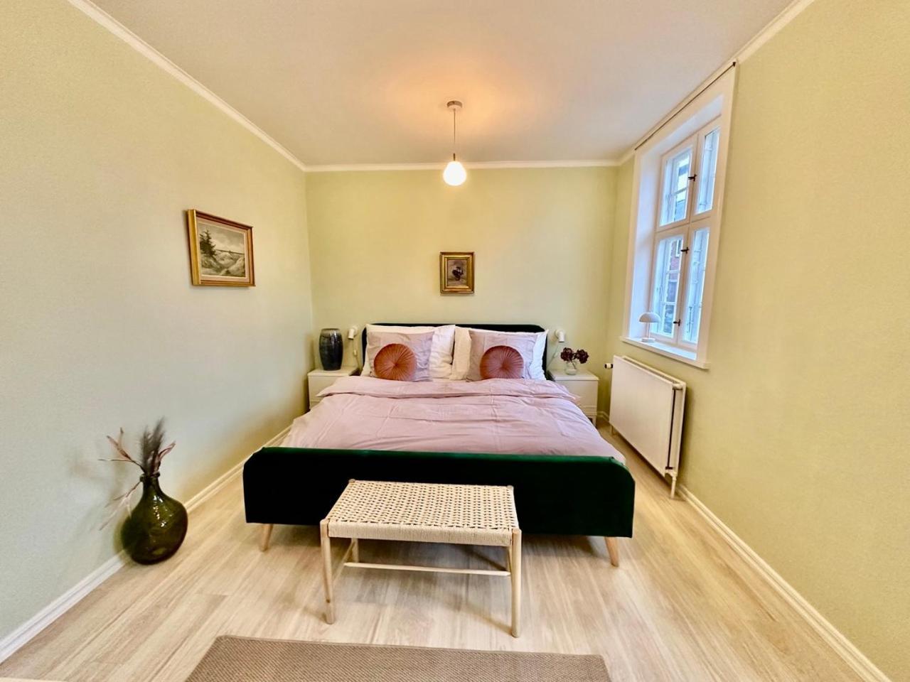 Bed and Breakfast Hirtshals Gamle Station Exterior foto